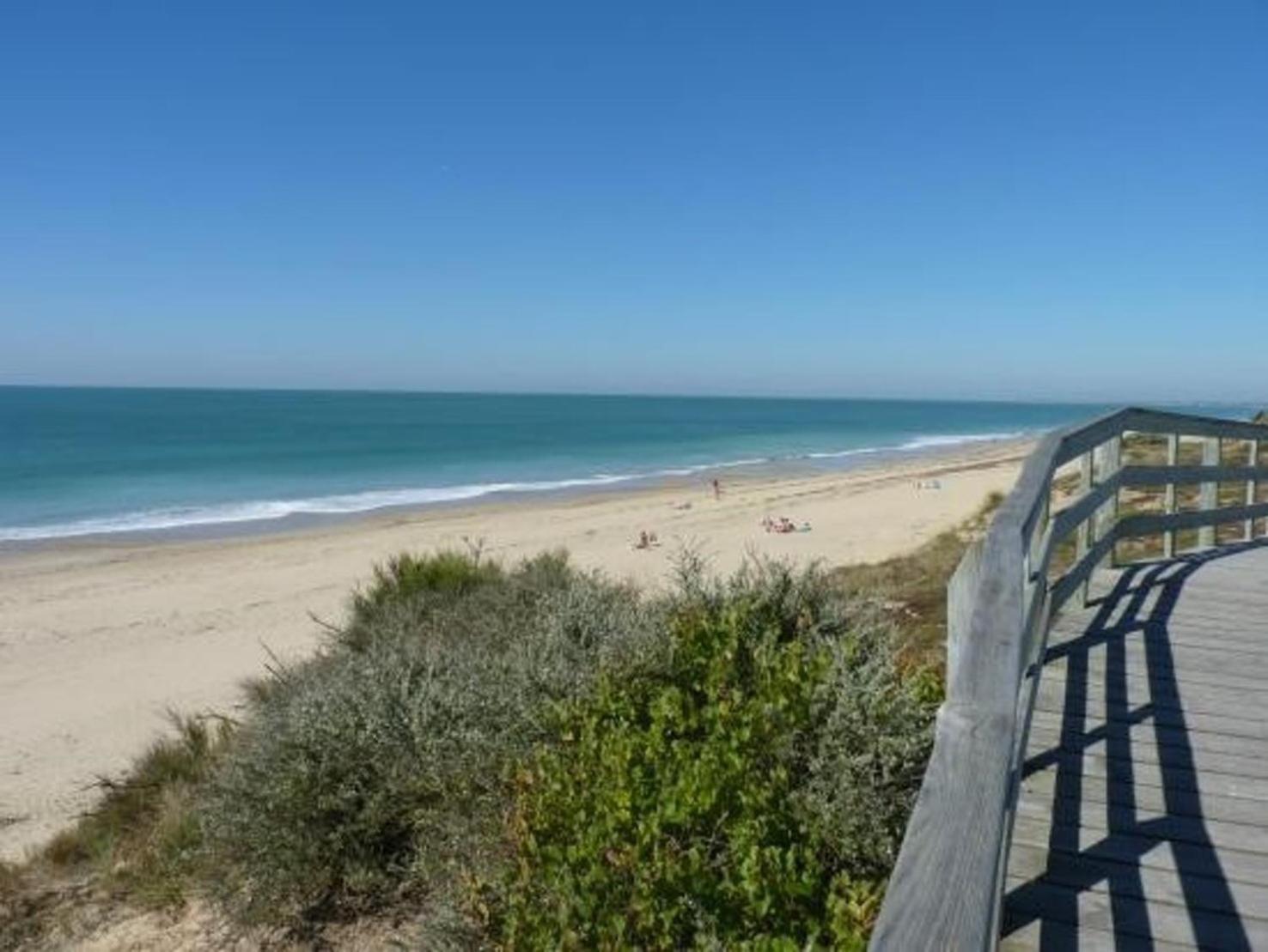 Très belle villa avec piscine  Le Bois-Plage-en-Ré Esterno foto